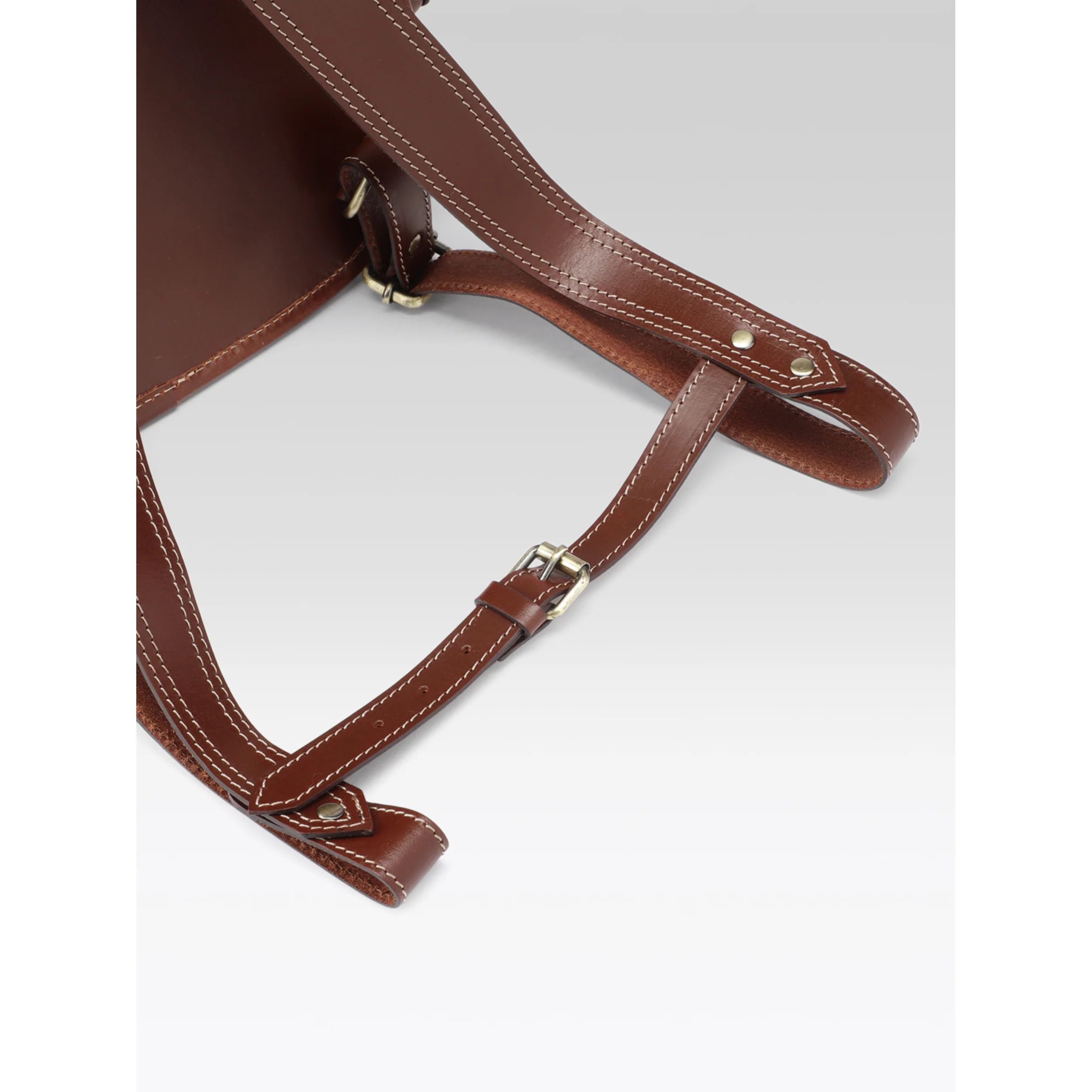 Premium Genuine Leather Vintage Backpack with Adjustable Straps  Travel  Bag - Image 4